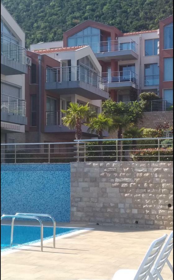 Apartments Acacia Hill Thenovici Ngoại thất bức ảnh