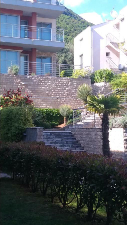 Apartments Acacia Hill Thenovici Ngoại thất bức ảnh