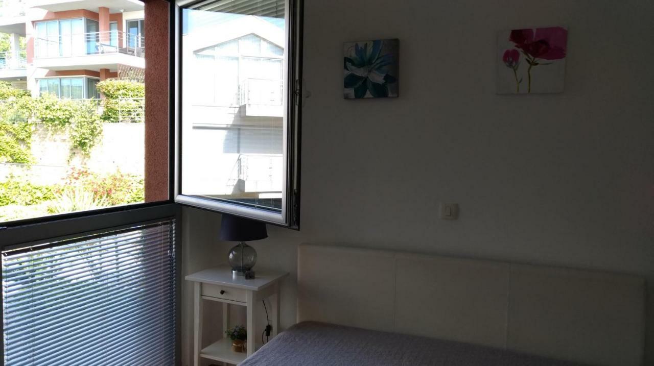Apartments Acacia Hill Thenovici Ngoại thất bức ảnh
