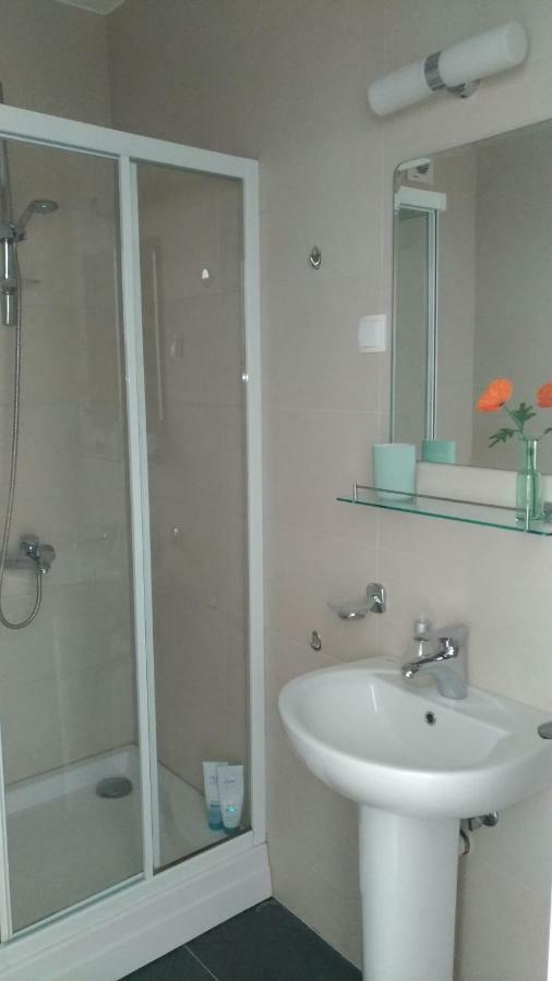 Apartments Acacia Hill Thenovici Ngoại thất bức ảnh